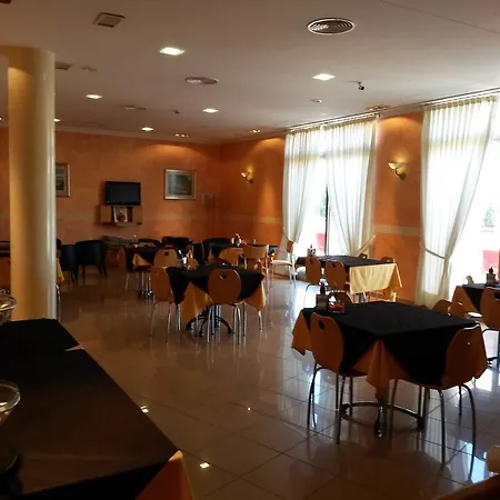 La Torre Hotel Los Montesinos